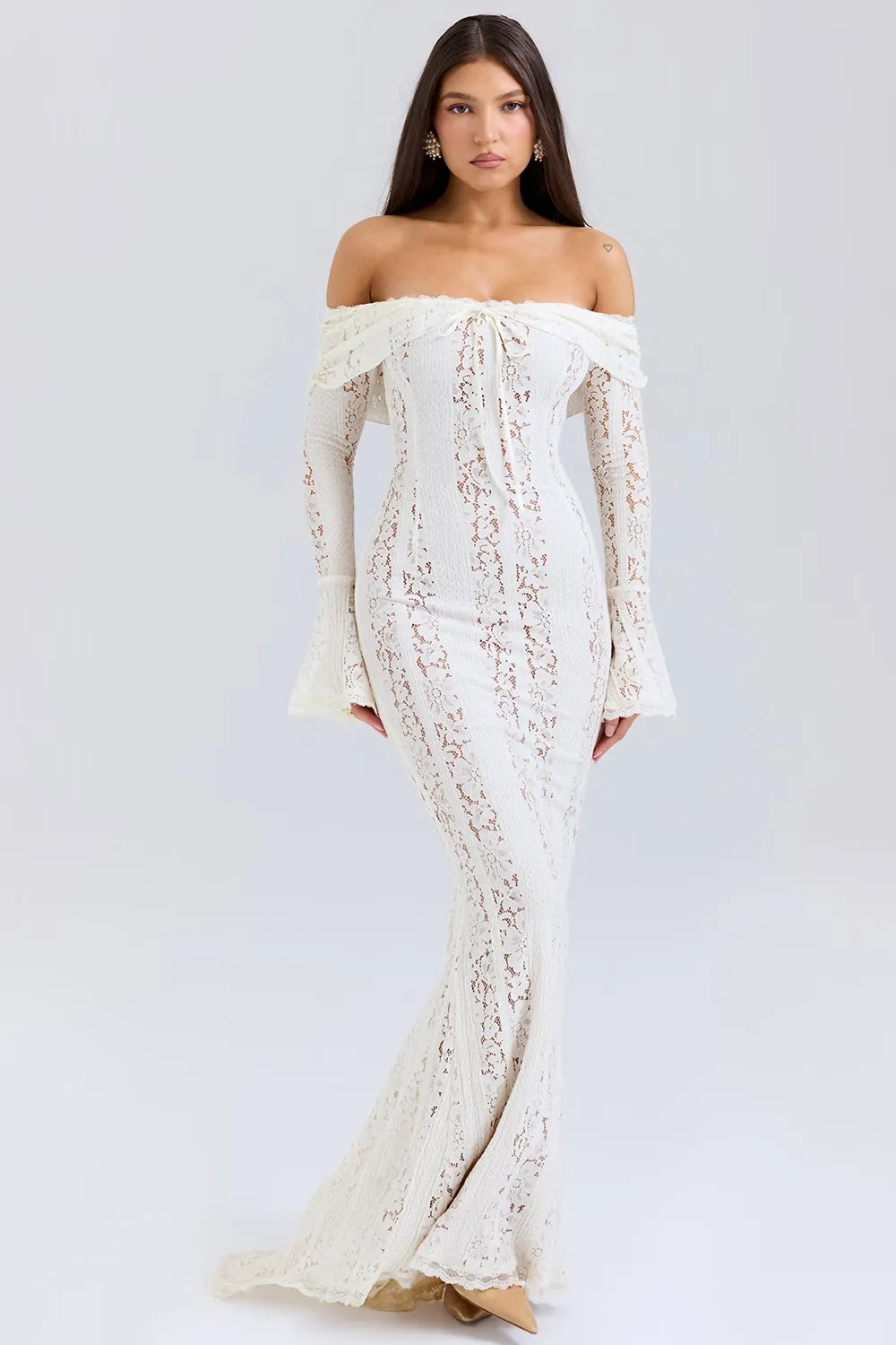 ROWAN LACE MAXI DRESS